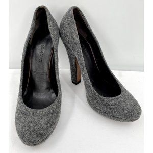 Nina Ricci Luxurious Runway Gray Felt Fabric Leather Pumps Shoes Heels Sz 39 (9)